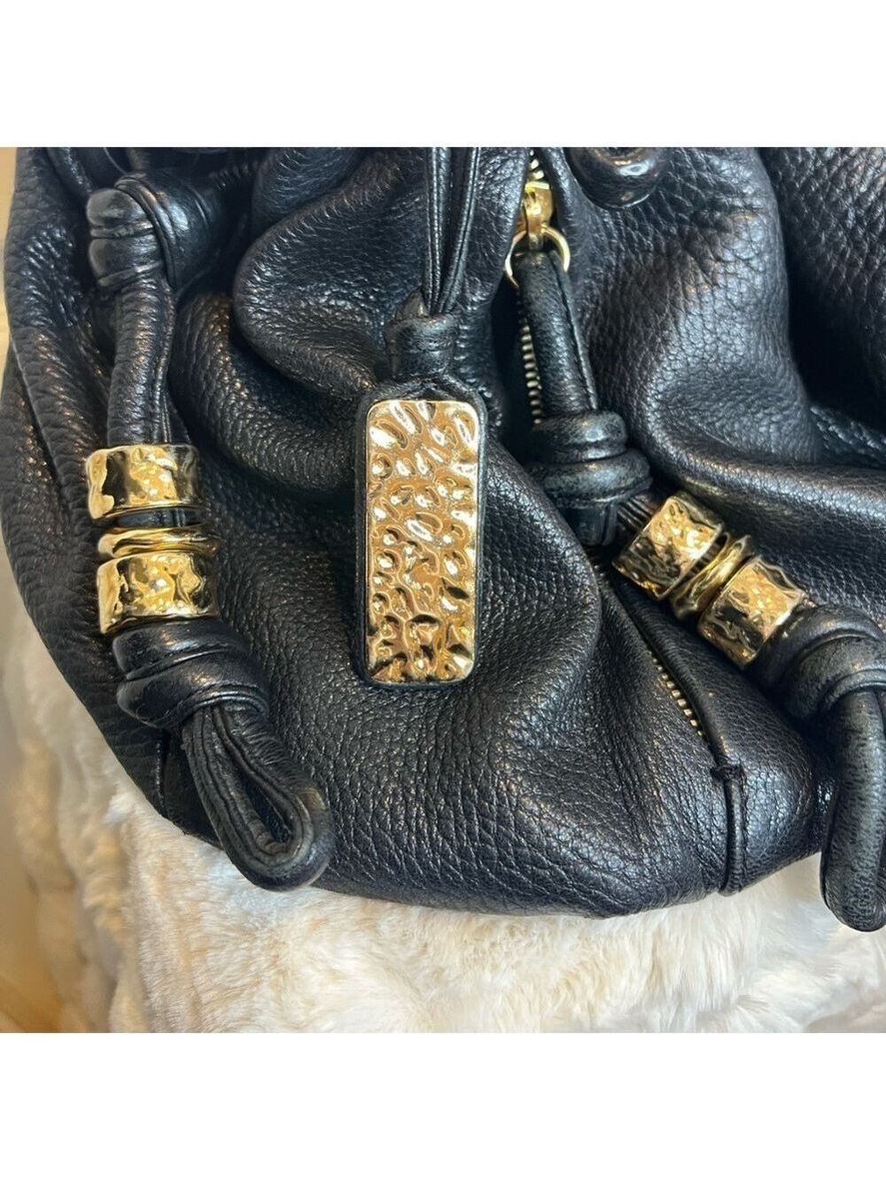MICHAEL KORS BLACK ROSLYN LEATHER
SHOULDER BAG “THE ROSLYN” - Picture 6 of 15